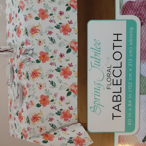 Spring Jubilee Floral Table Linen | New! 60x84" - Picture 2 of 7